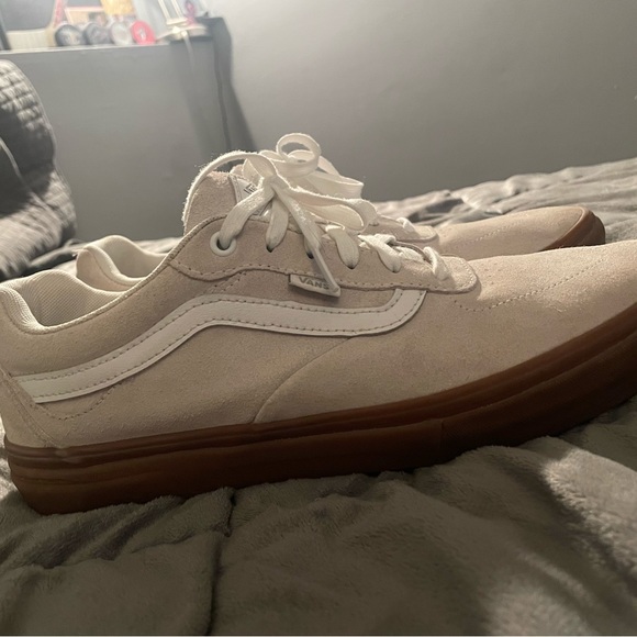 Gum bottom Vans - Picture 3 of 5